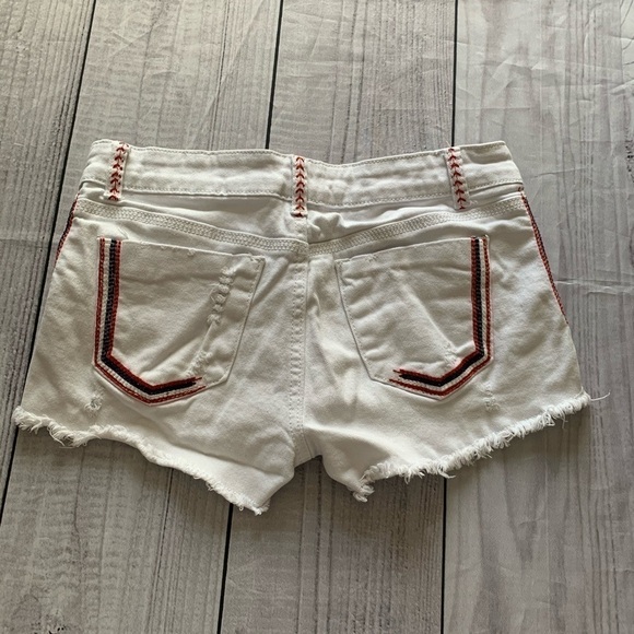 Rue 21 Distressed Shorts, Small - Picture 2 of 8